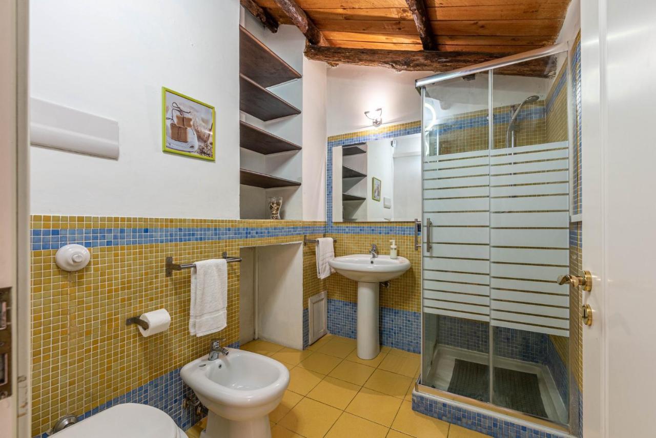 Vicere' Maqueda Casa de hóspedes